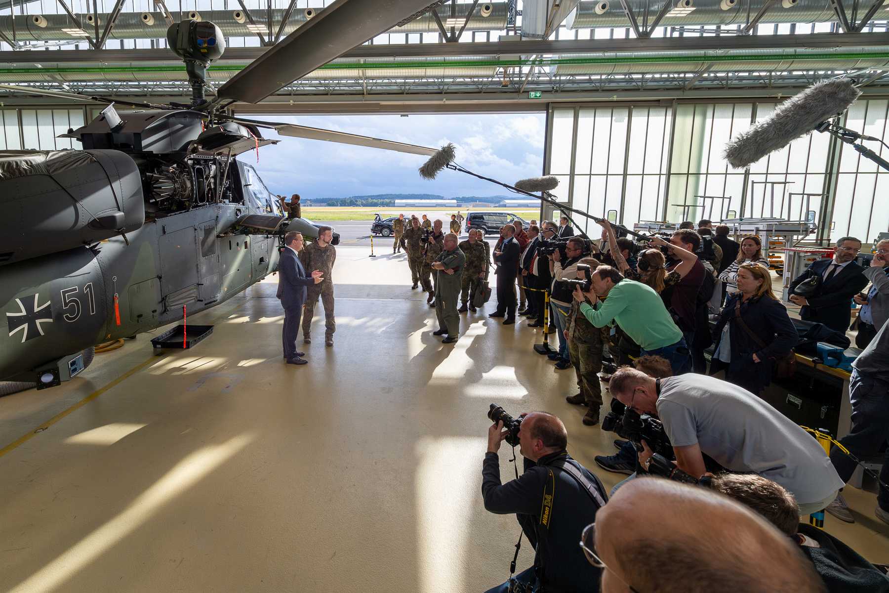 Verteidigungsminister Boris Pistorius besucht das Kampfhubschrauberregiment 36 in Fritzlar